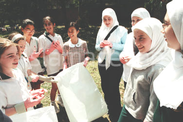 country australia malek fahd school girls at bardwell park sydney - การแพร่หลายของศาสนาอิสลามในออสเตรีย